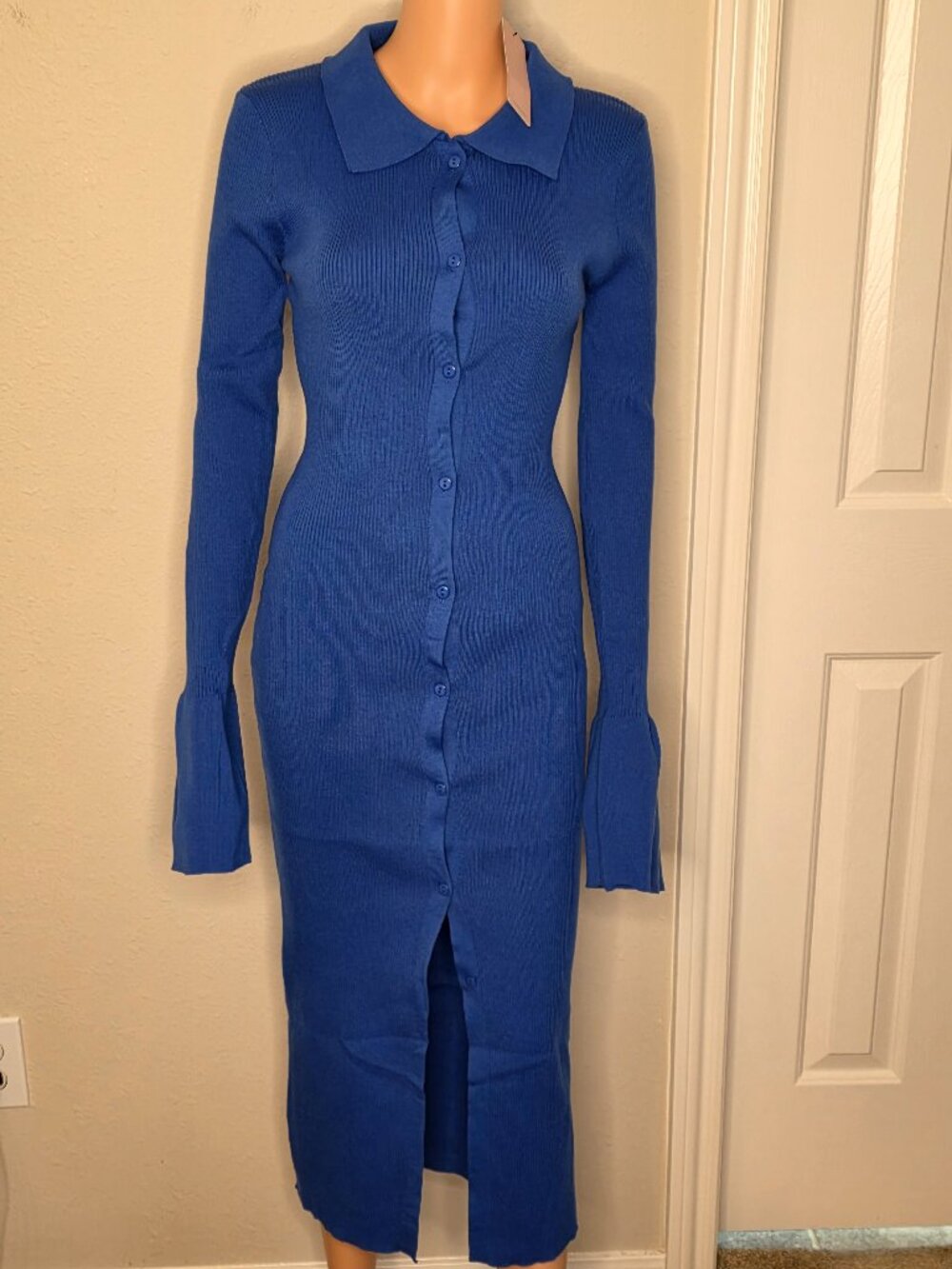 NWT Micus Sweater Maxi Dress, Size Medium
